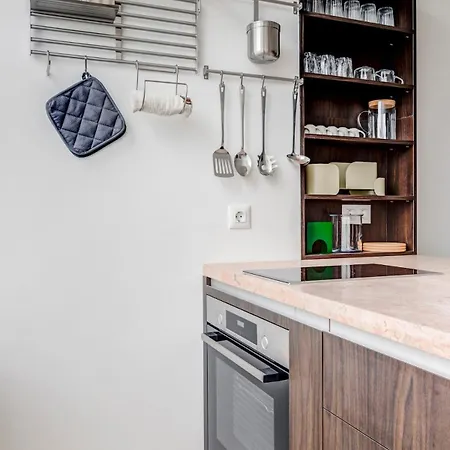 아파트 Modern 1bdmapartment Near Shopping Mall & Metro